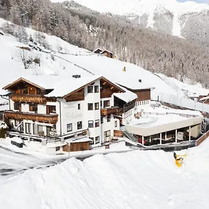Belledonne Ski&bike In&out, Zentrale Lage Sölden